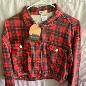 Main strip cropped jacket